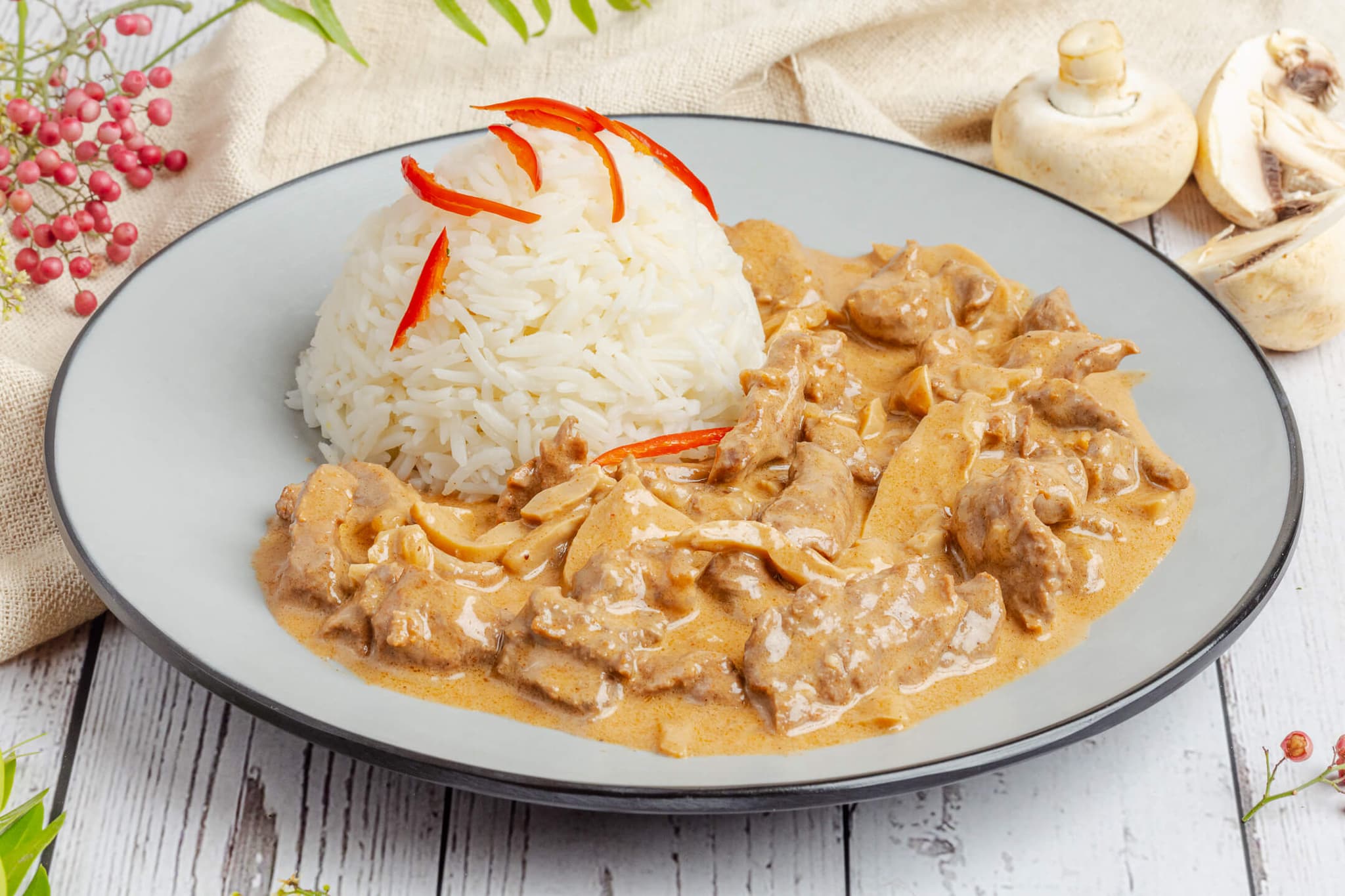 Beef stroganoff — homemade Lebanese food by Mahabati